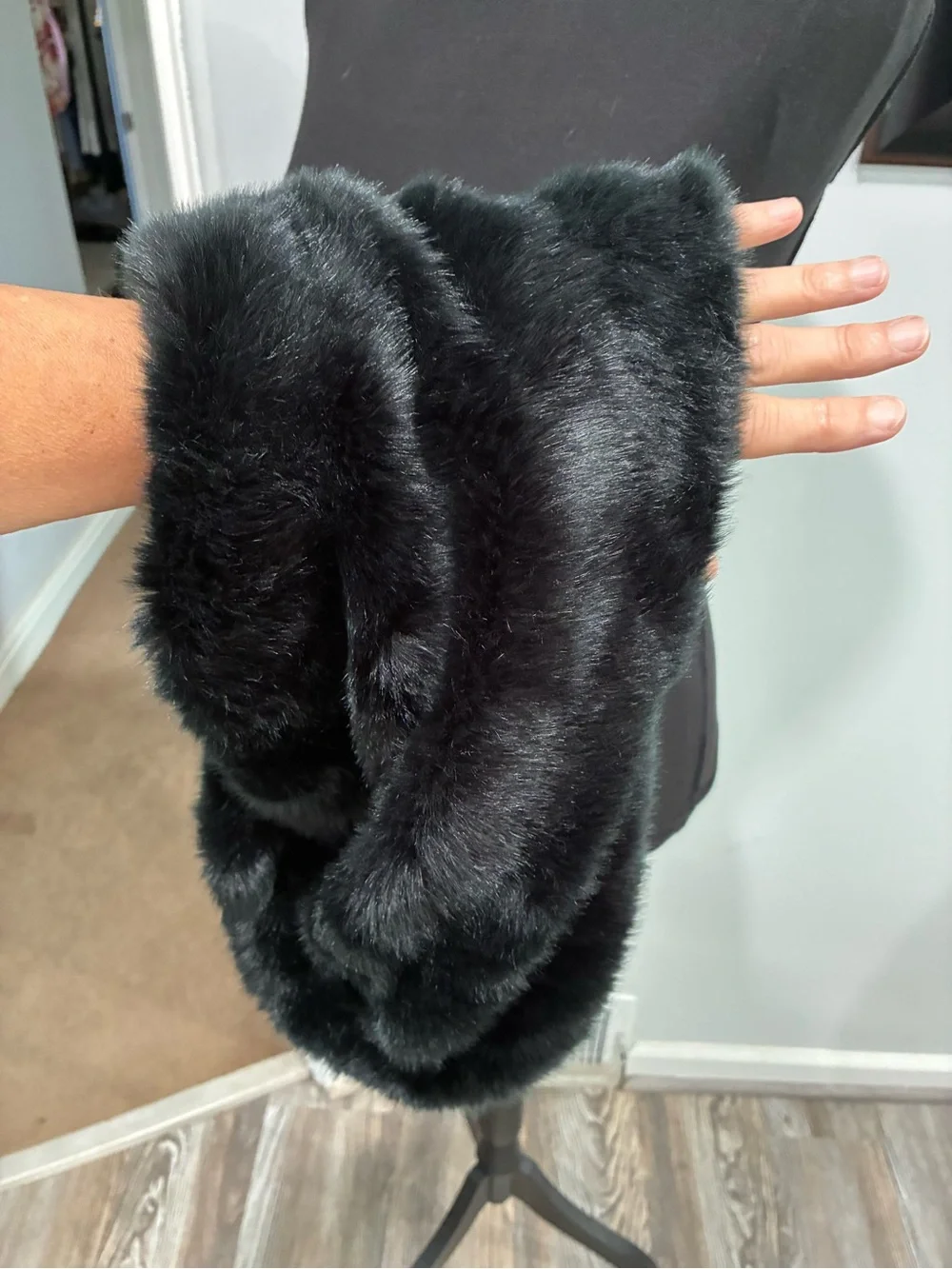 Plush Faux Fur Infinity Scarf - Black